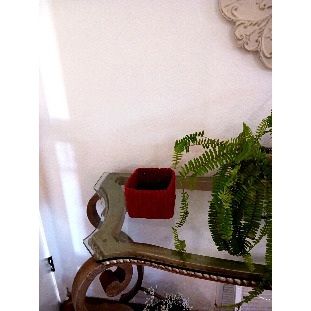 RED Basket WEAVED Square 6